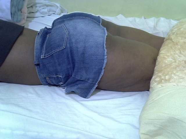 Candilili live cam on BongaCams