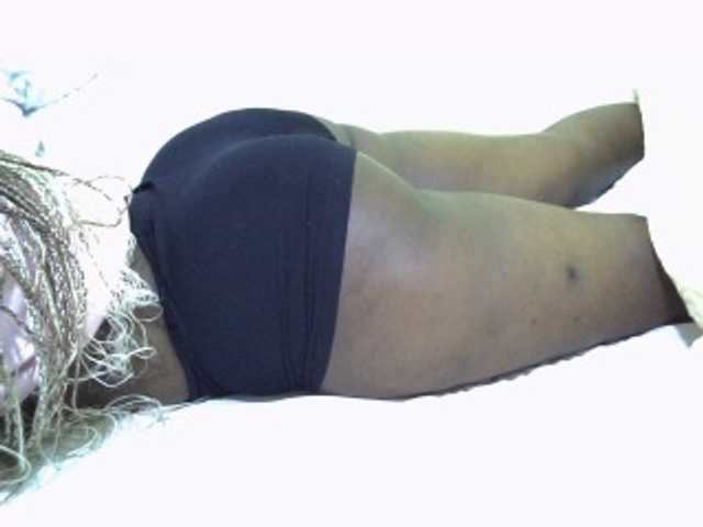 Candilili live cam on BongaCams