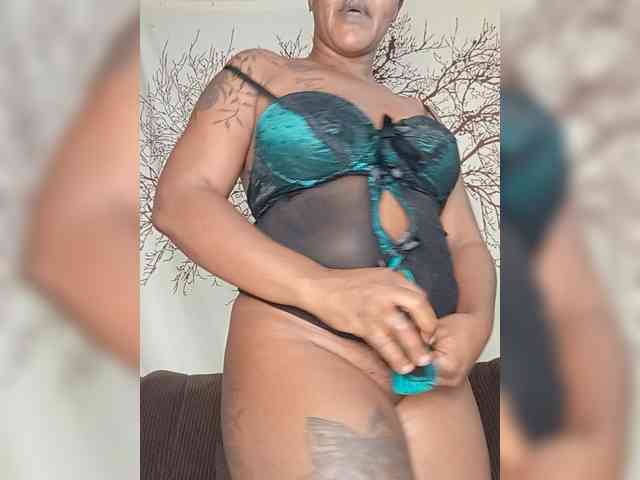 Model: Beencee