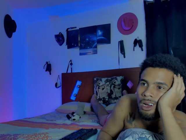 morbo-total69 live cam on BongaCams