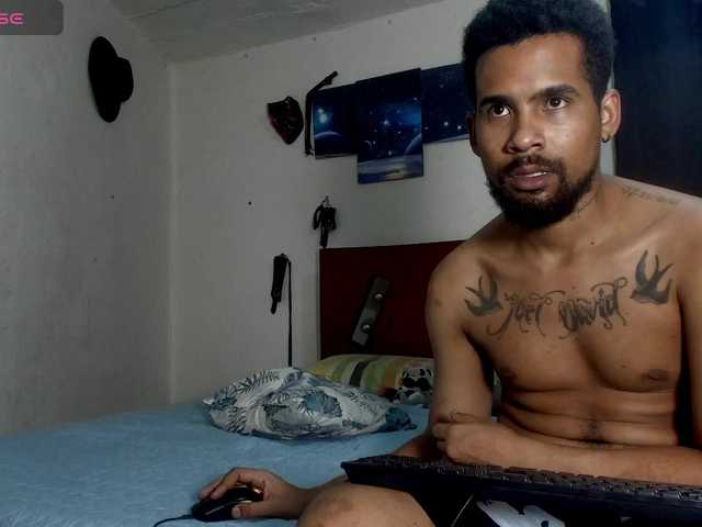 morbo-total69 live cam on BongaCams