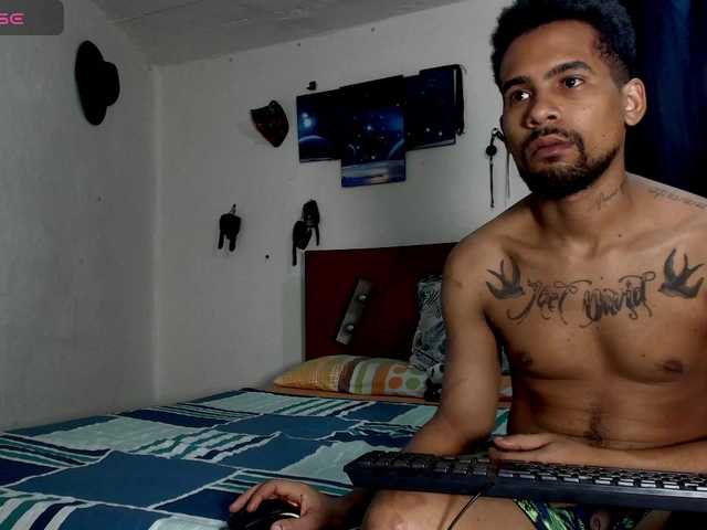 morbo-total69 live cam on BongaCams