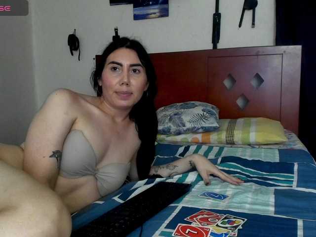 morbo-total69 live cam on BongaCams
