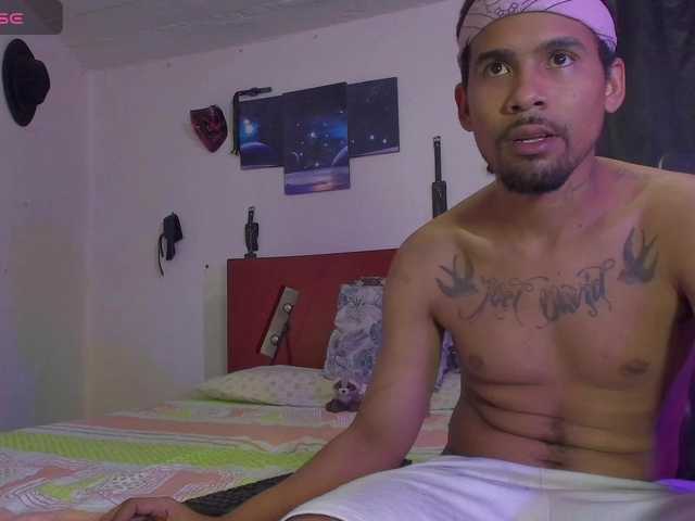 morbo-total69 live cam on BongaCams
