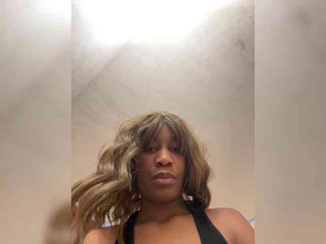 EmmyStars webcam