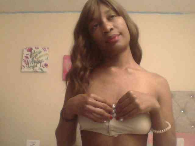 EmmyStars webcam