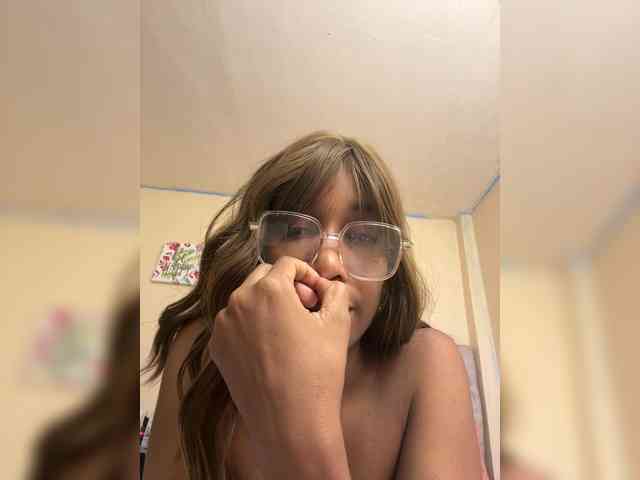 EmmyStars webcam