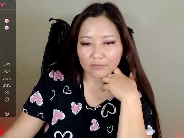 LisaAsianFlower live cam on BongaCams