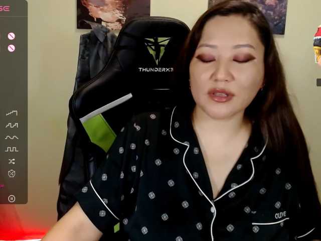 Lisaasianflower live cam