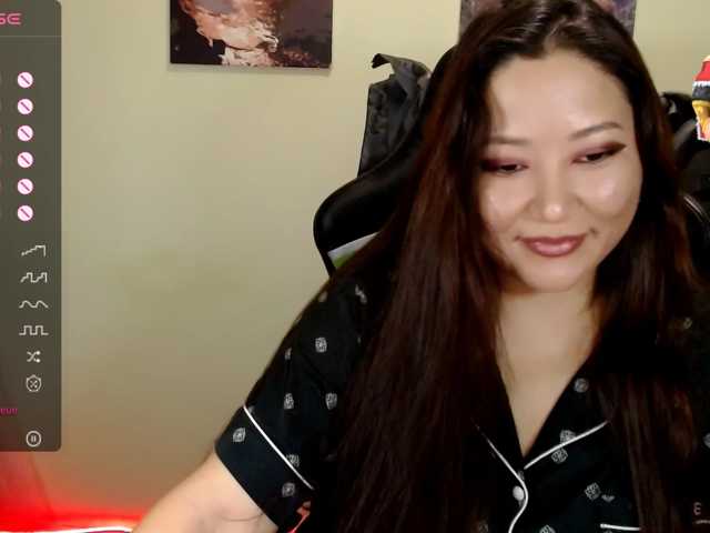 Lisaasianflower live cam