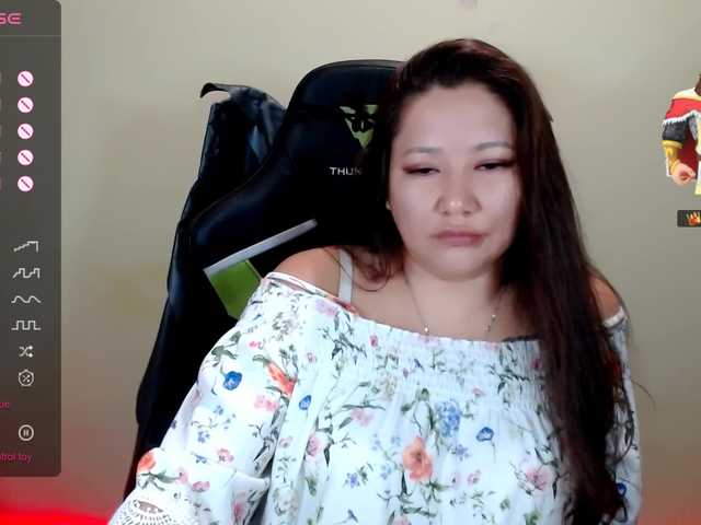 LisaAsianFlower live webcam show