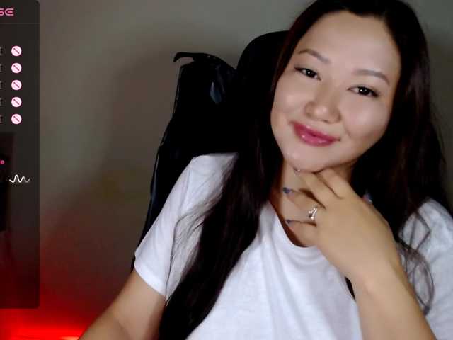 LisaAsianFlower live cam on BongaCams