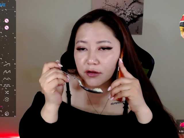 LisaAsianFlower live cam on BongaCams
