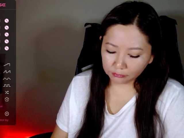LisaAsianFlower Live-Cam auf BongaCams