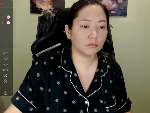 LisaAsianFlower live cam on BongaCams