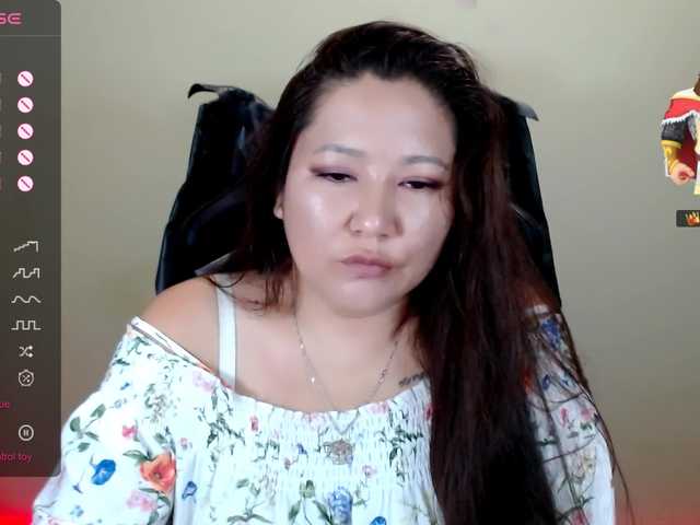 LisaAsianFlower live webcam show