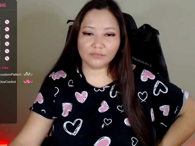 LisaAsianFlower live cam on BongaCams