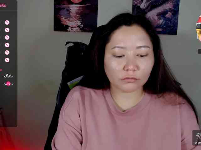LisaAsianFlower webcam