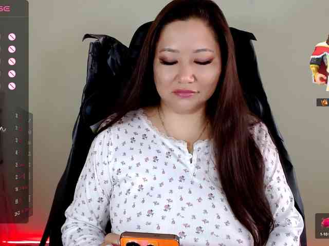 LisaAsianFlower Sex Cam Show