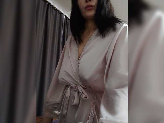 MILEEDI live webcam show