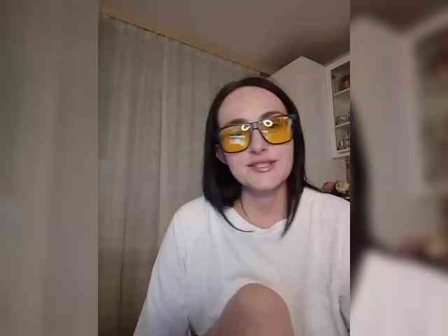 KarenClark webcam