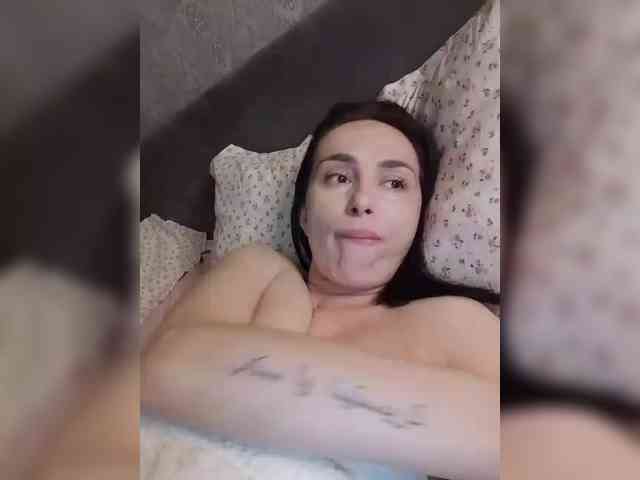 KarenClark webcam