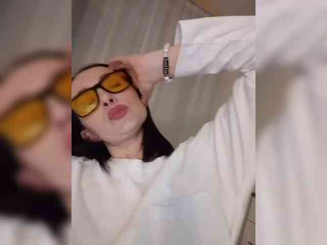 KarenClark webcam