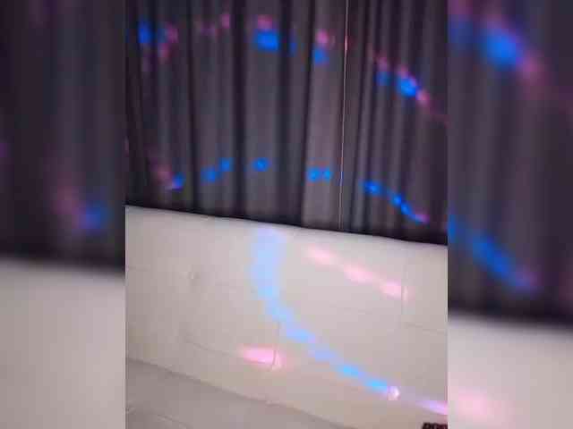KarenClark webcam