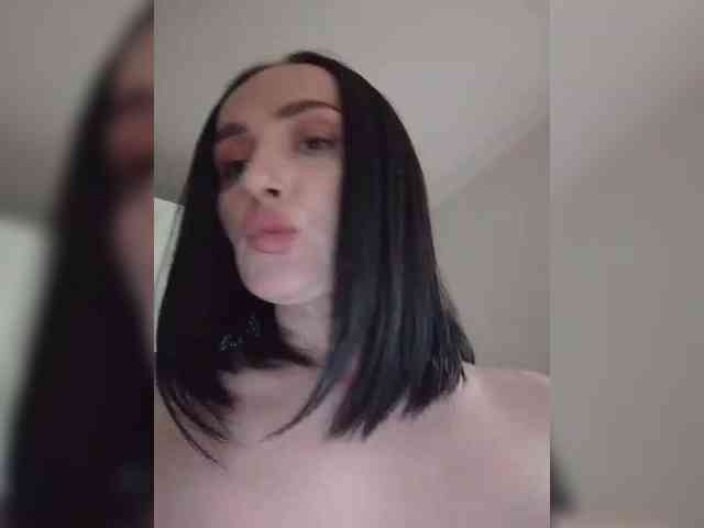 KarenClark webcam
