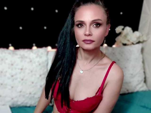 Sweeteest-Julie live cam on BongaCams