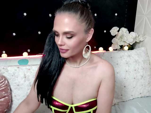 Sweeteest-Julie live webcam show