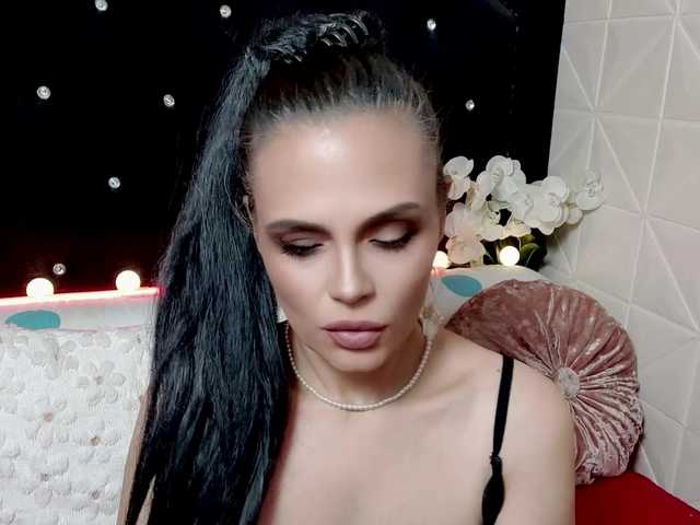 Sweeteest-Julie live cam on BongaCams