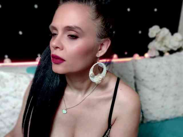 Sweeteest-Julie Sweeteest-Julie