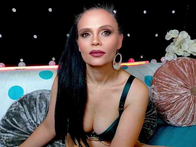 Sweeteest-Julie webcam
