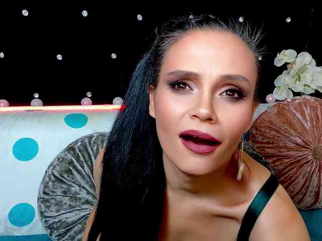 Sweeteest-Julie webcam