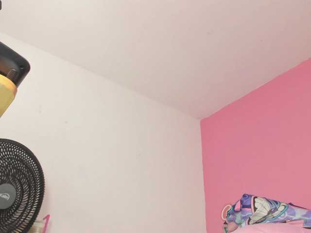 Maite-newmilf live webcam show
