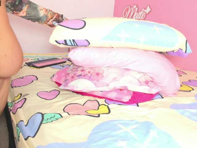Maite-newmilf live webcam show