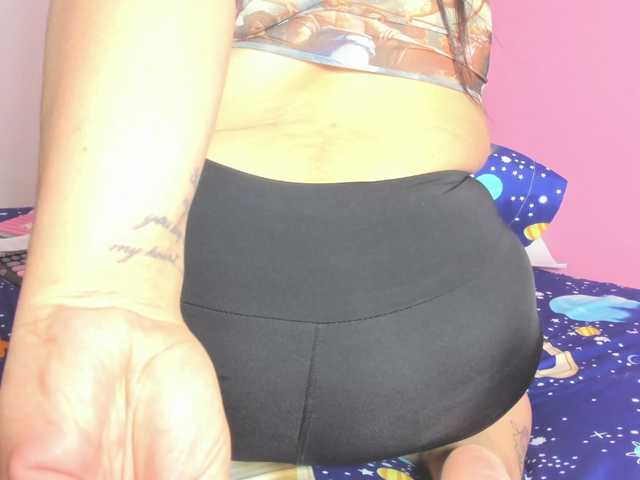Maite-newmilf live cam on BongaCams