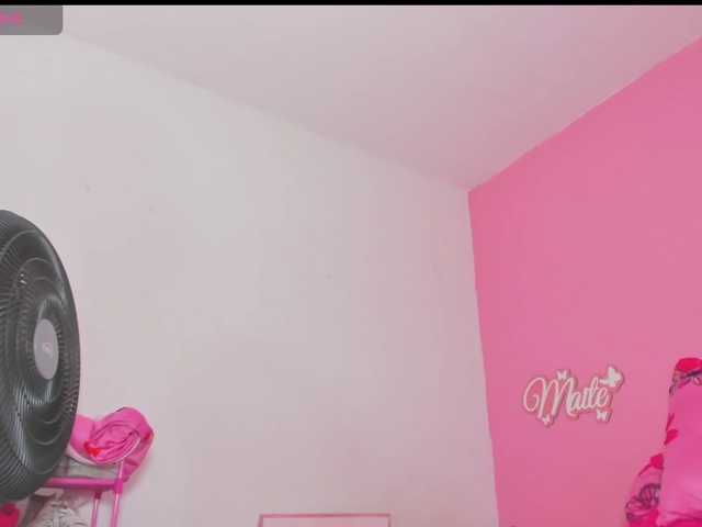 Maite-newmilf live cam preview