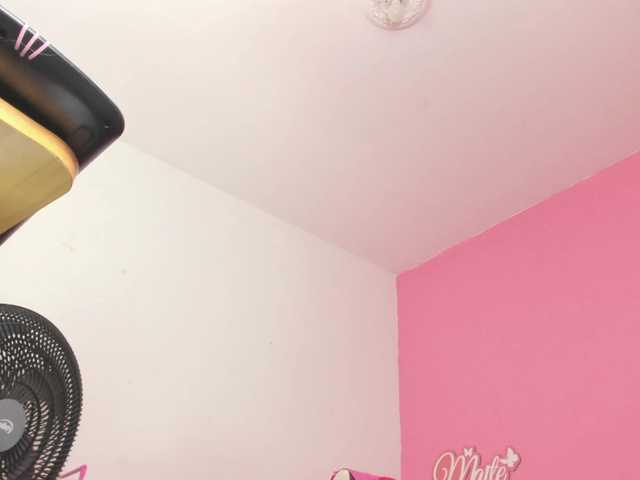 Maite-newmilf live webcam show