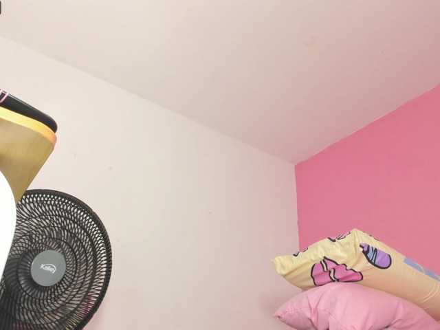 Maite-newmilf live webcam show