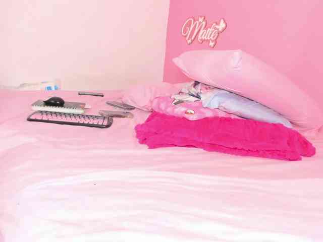 Maite-newmilf webcam