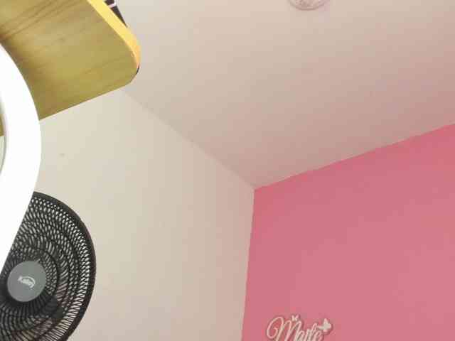 Maite-newmilf webcam
