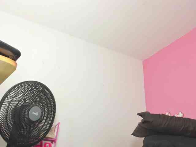 Maite-newmilf webcam