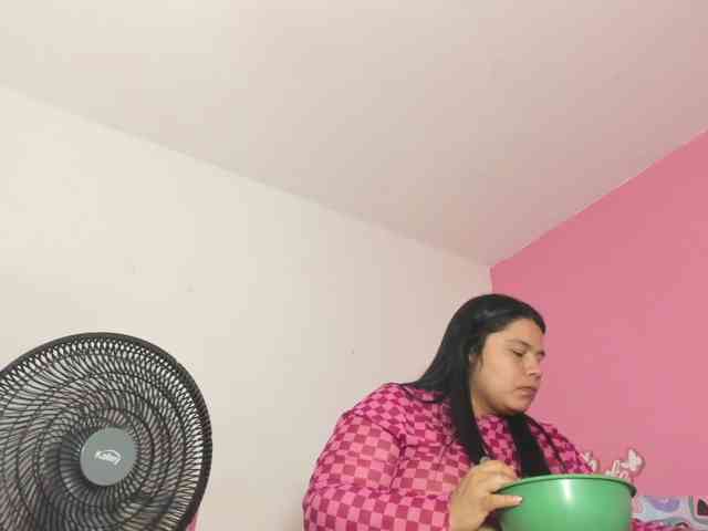Maite-newmilf webcam