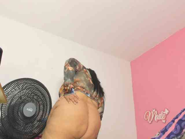 Maite-newmilf webcam