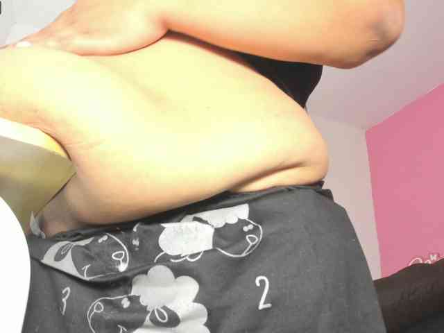 Maite-newmilf webcam