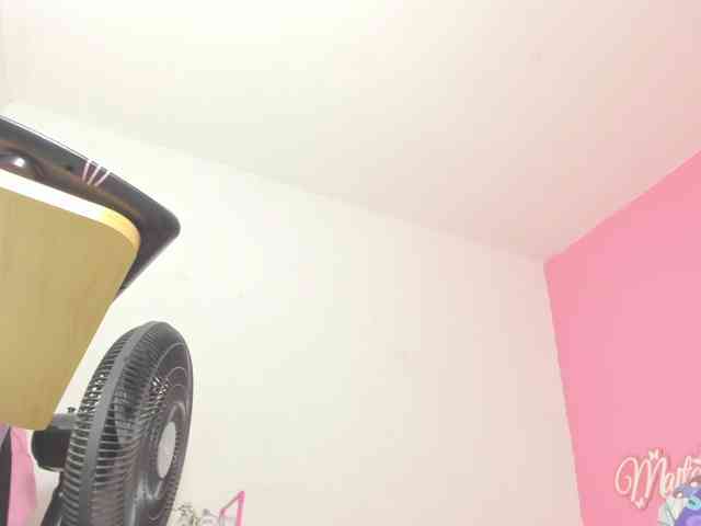 Maite-newmilf webcam