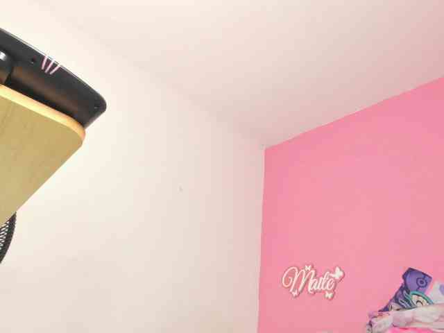 Maite-newmilf webcam