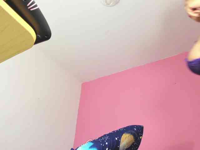 Maite-newmilf webcam
